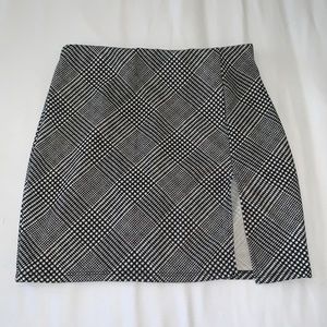 Pencil skirt (short)